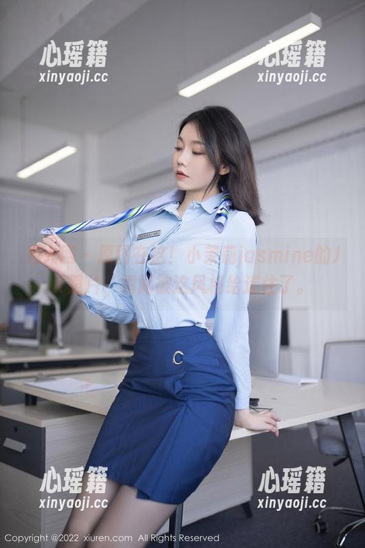 秀人网-小茉莉jasmine 秀人网 - 原图在这!小茉莉jasmine的JK照片,瞬间被这风格给迷住了。