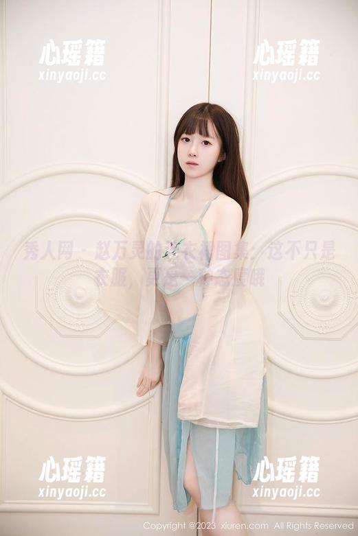 秀人网 - 赵万灵的连衣裙图集：这不只是衣服，更是一种态度哦