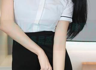 秀人网 – 天台角落的熏风，陆萱萱cecillia最新作品集居然藏了些小心思。