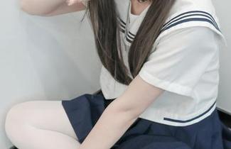 紧急企划 – 小恩的护士写真，全套只需一针，让我挺住！