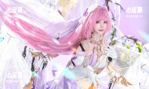 花兮_honoka 网袜COS大挑战,花兮_honoka用这一组图片圈粉无数。