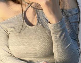 微密圈 – 摆拍中的陈佩奇，私房美图链上有着你不敢想的角度！