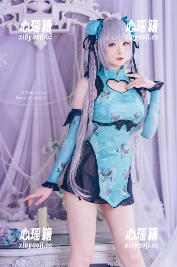 美图合集：霜月shimo搭金发制服，随便一拍都像走T台！
