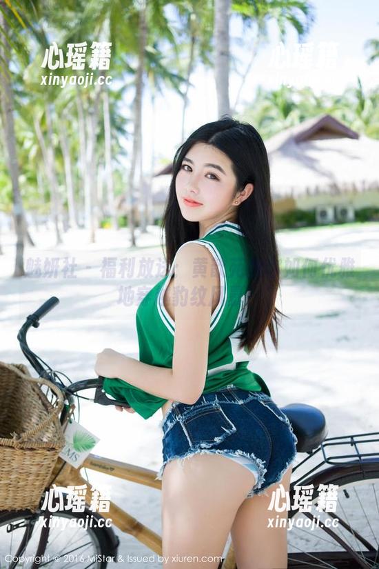魅妍社-黄歆苑 魅妍社 - 福利放送:黄歆苑教你如何优雅地穿越豹纹风暴!